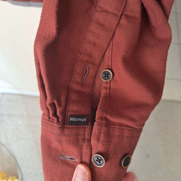Marmot long sleeve button up - Picture 4 of 6